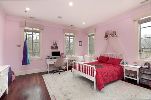 Tiny photo for 977 Sheridan Road, Winnetka, IL 60093 (MLS # 12444526)