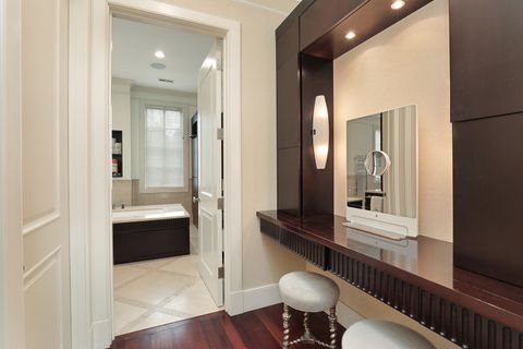 Tiny photo for 977 Sheridan Road, Winnetka, IL 60093 (MLS # 12444526)