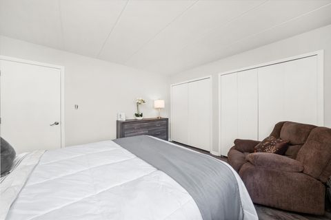 Tiny photo for 11000 Central Avenue #2C, Chicago Ridge, IL 60415 (MLS # 12444808)