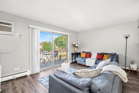 Tiny photo for 11000 Central Avenue #2C, Chicago Ridge, IL 60415 (MLS # 12444808)