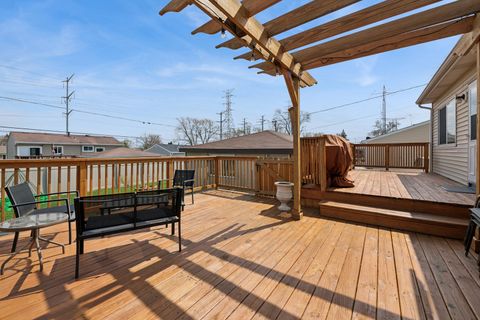 Tiny photo for 209 Nippert Avenue, Romeoville, IL 60446 (MLS # 12611197)