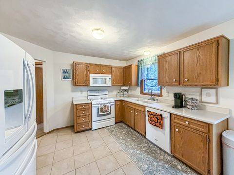 Tiny photo for 7438 Ashton Villa, Rockford, IL 61107 (MLS # 12486889)
