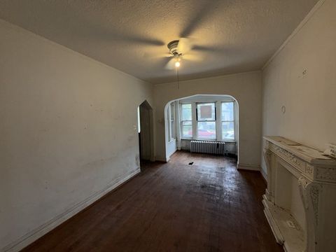 Tiny photo for 7514 S Rhodes Avenue, Chicago, IL 60619 (MLS # 12611305)