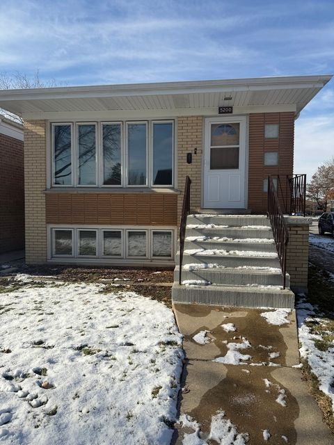 5200 S Lotus Avenue Chicago IL 60638