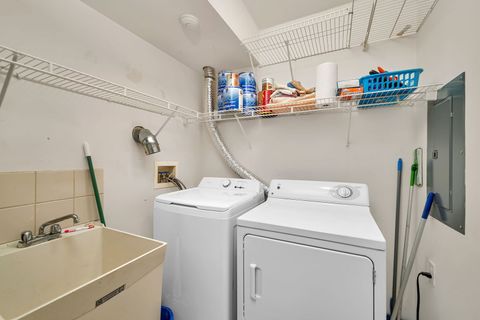 Tiny photo for 5041 139th Place #406, Crestwood, IL 60418 (MLS # 12486223)