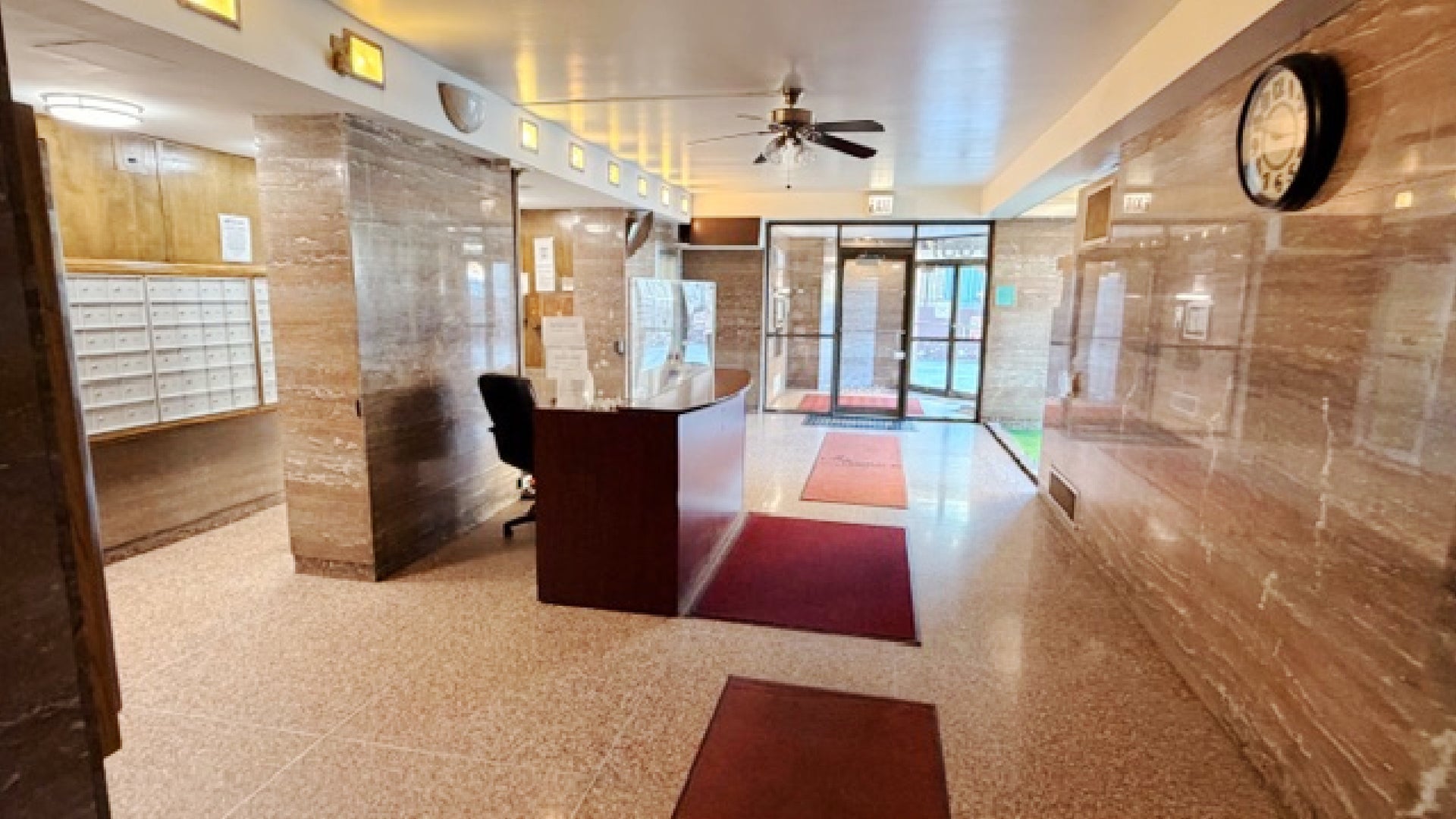 7337 S South Shore Drive 229