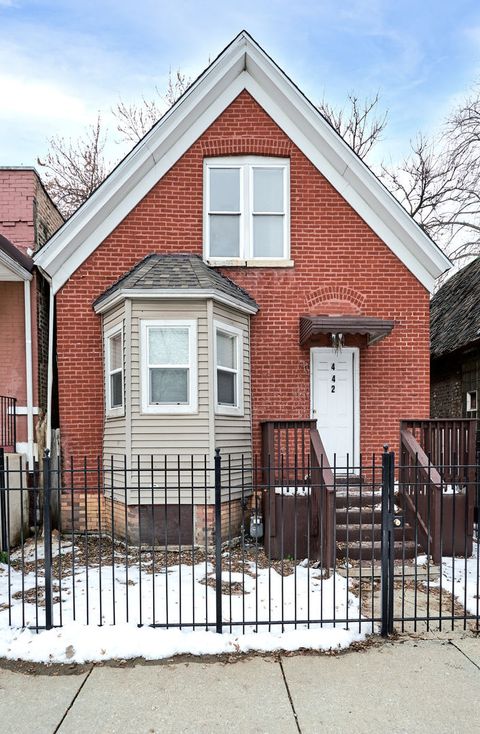 442 N HARDING Avenue Chicago IL 60624