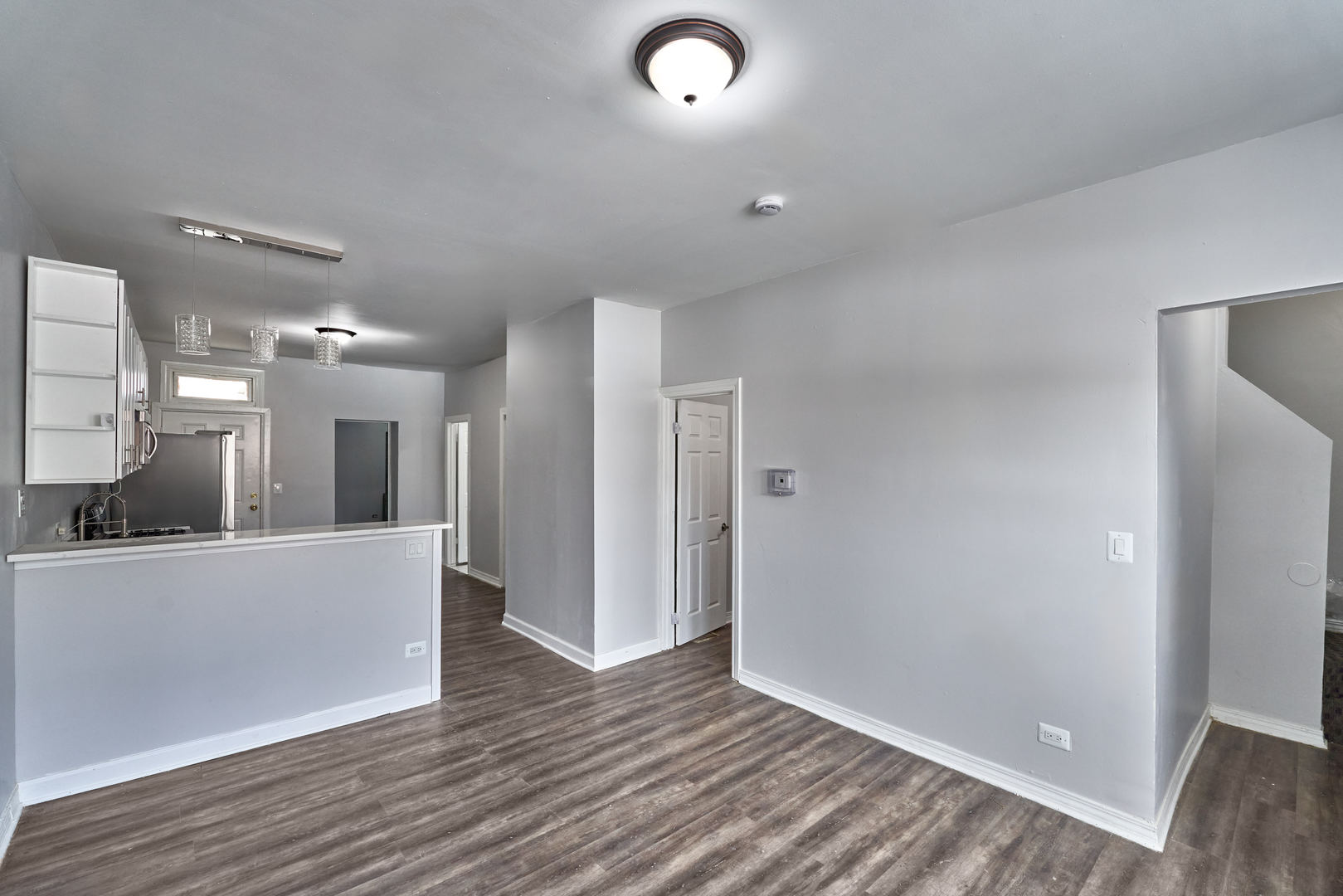 442 N HARDING Avenue