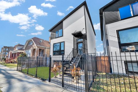 Photo of 1522 N Leamington Avenue, Chicago, IL 60651 (MLS # 12547934)