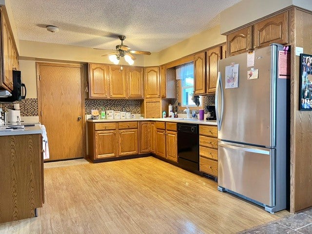 356 W Meadow Lane