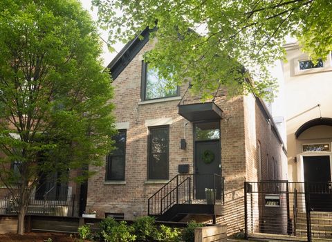 2117 W Dickens Avenue Chicago IL 60647