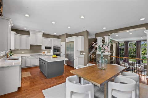 Tiny photo for 2064 Valor Court, Glenview, IL 60026 (MLS # 12741723)