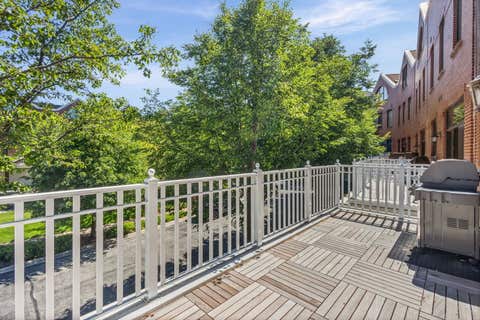 Tiny photo for 2064 Valor Court, Glenview, IL 60026 (MLS # 12741723)