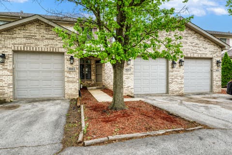 Photo of 8810 W 84TH Place #D, Justice, IL 60458 (MLS # 12735009)