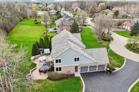 Tiny photo for 14101 W Rodmell Court, Libertyville, IL 60048 (MLS # 12608596)