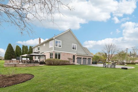 Tiny photo for 14101 W Rodmell Court, Libertyville, IL 60048 (MLS # 12608596)