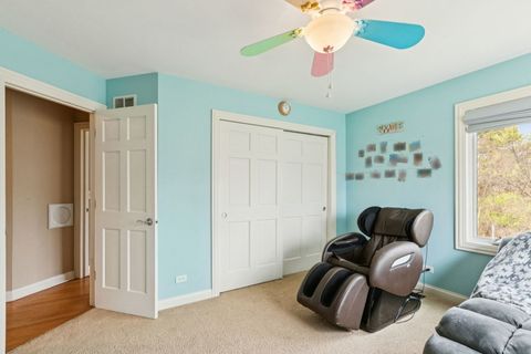 Tiny photo for 14101 W Rodmell Court, Libertyville, IL 60048 (MLS # 12608596)