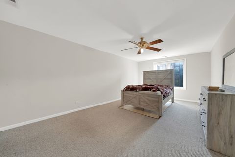 Tiny photo for 601 Lake Hinsdale Drive #301, Willowbrook, IL 60527 (MLS # 12586053)