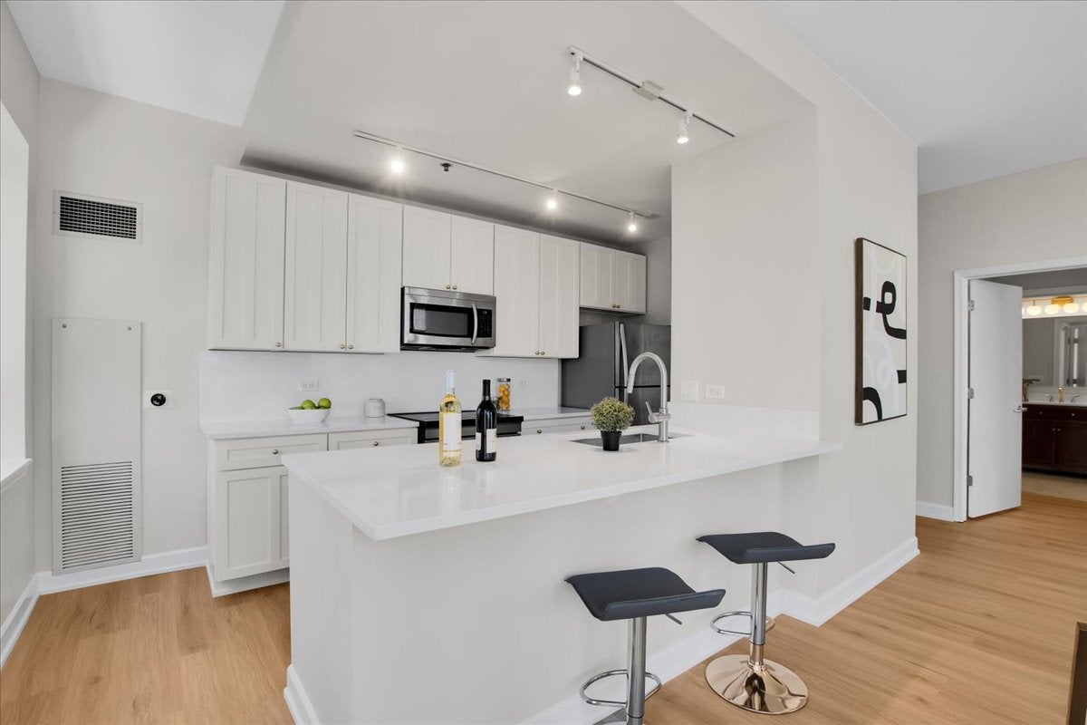 1322 S Prairie Avenue 1113