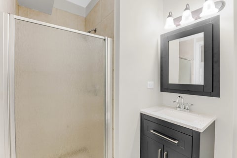 Tiny photo for 601 South Boulevard #E, Oak Park, IL 60302 (MLS # 12768742)