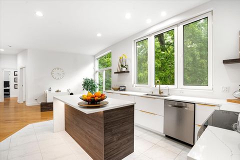 Tiny photo for 21846 N Hickory Hill Drive, Kildeer, IL 60047 (MLS # 12596121)