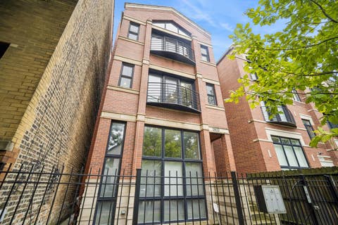 Photo of 2833 W Lyndale Street #2, Chicago, IL 60647 (MLS # 12722712)