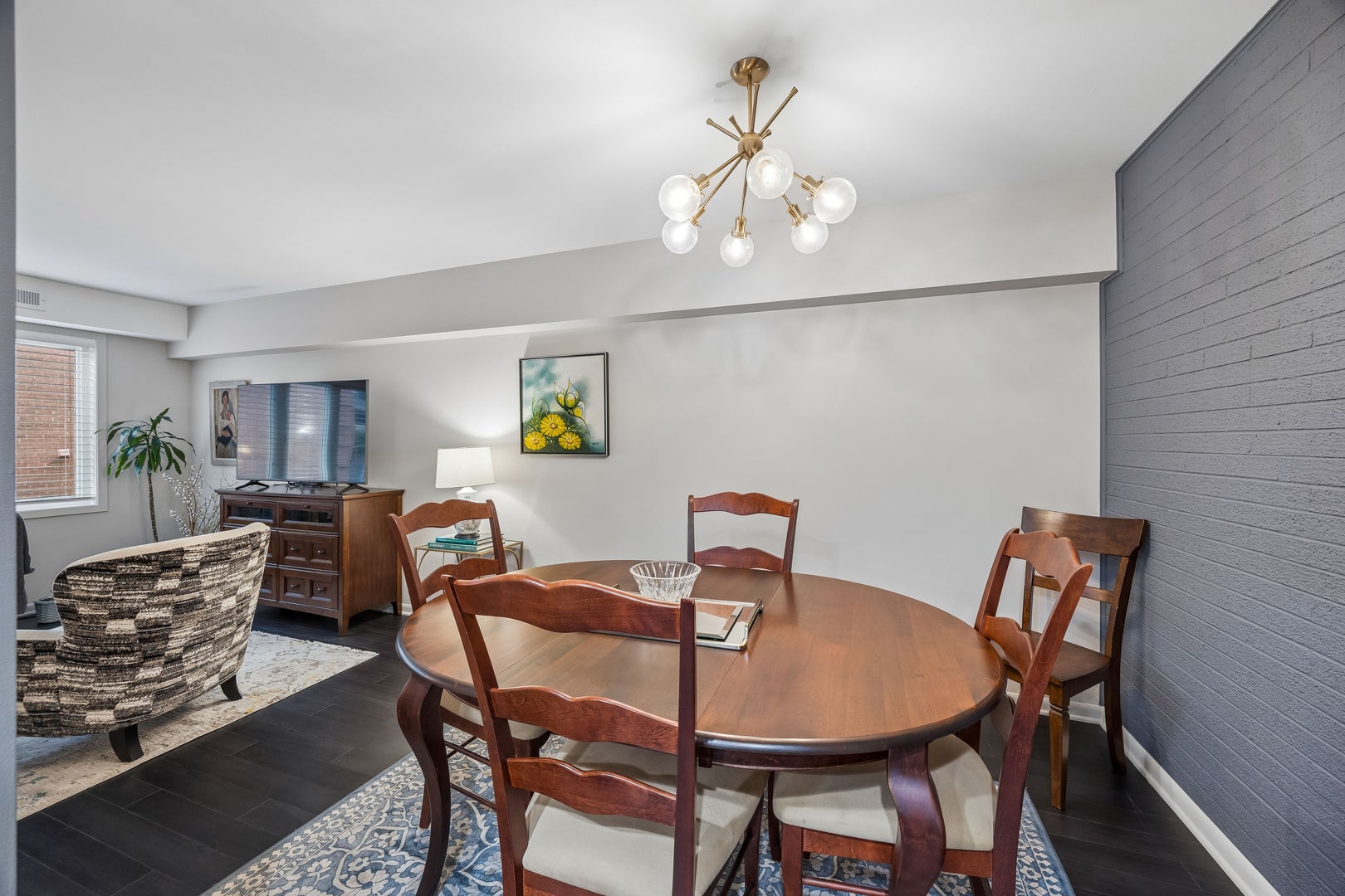 75 6TH Avenue 108