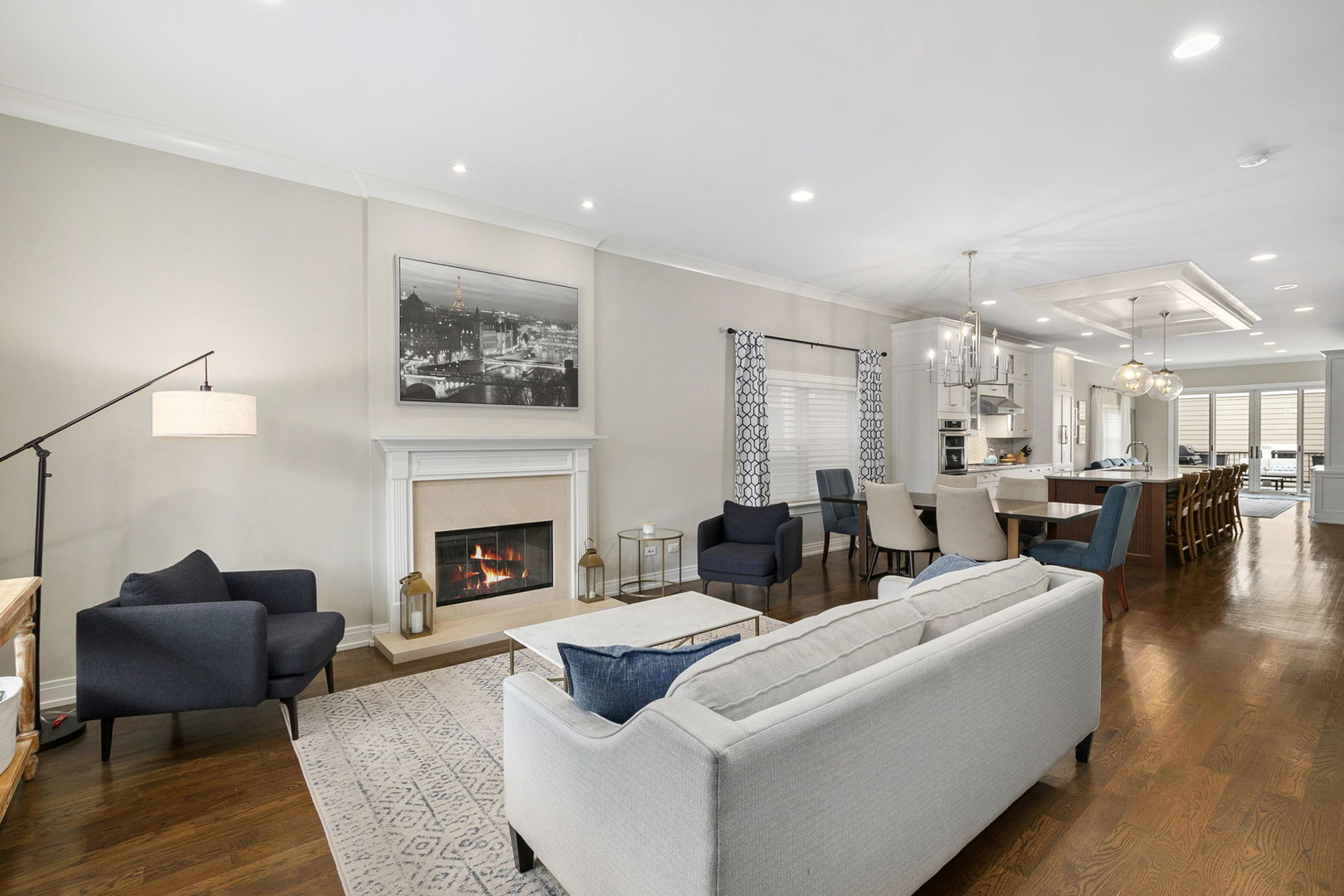 1648 W Fletcher Street