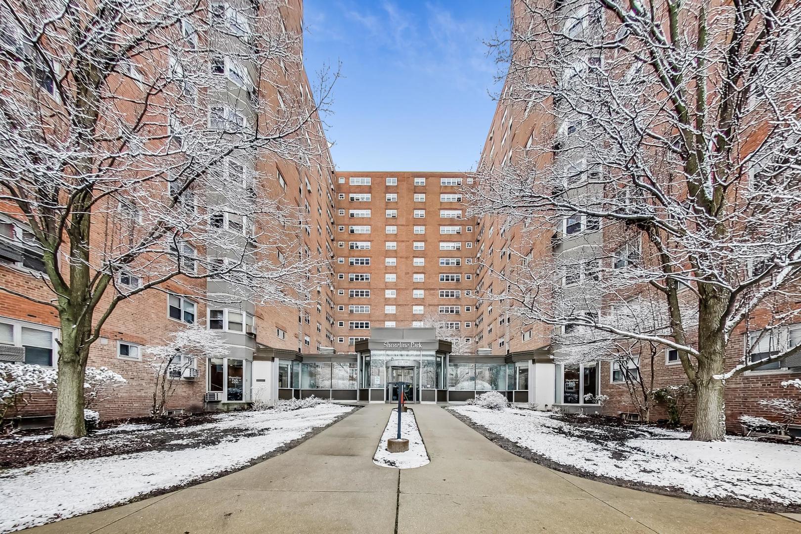 4980 N Marine Drive 831