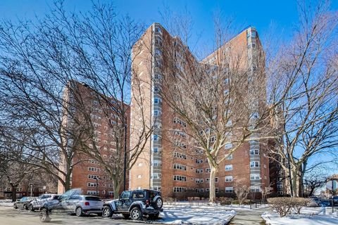 Tiny photo for 4980 N Marine Drive #831, Chicago, IL 60640 (MLS # 12602269)