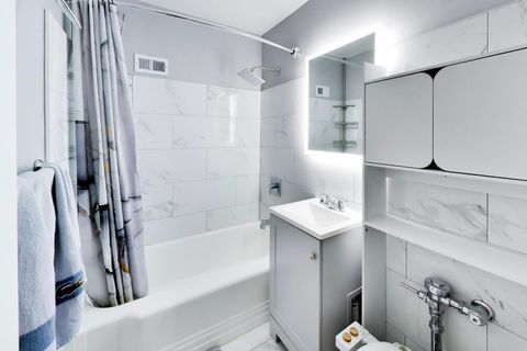 Tiny photo for 4980 N Marine Drive #831, Chicago, IL 60640 (MLS # 12602269)