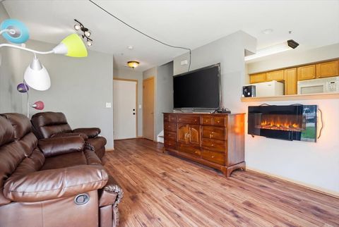 Tiny photo for 622 Key Largo Drive #622, Fox Lake, IL 60020 (MLS # 12621269)