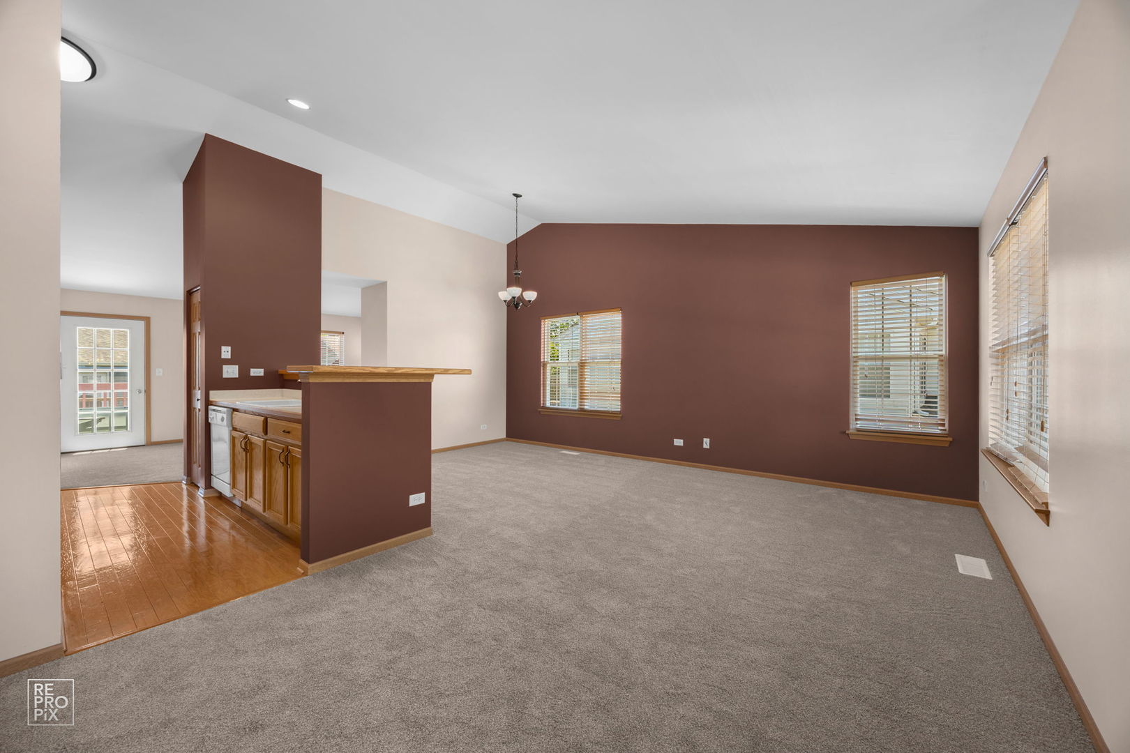 2532 Golf Ridge Circle