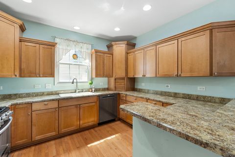 Tiny photo for 11720 S Komensky Avenue, Alsip, IL 60803 (MLS # 12481689)