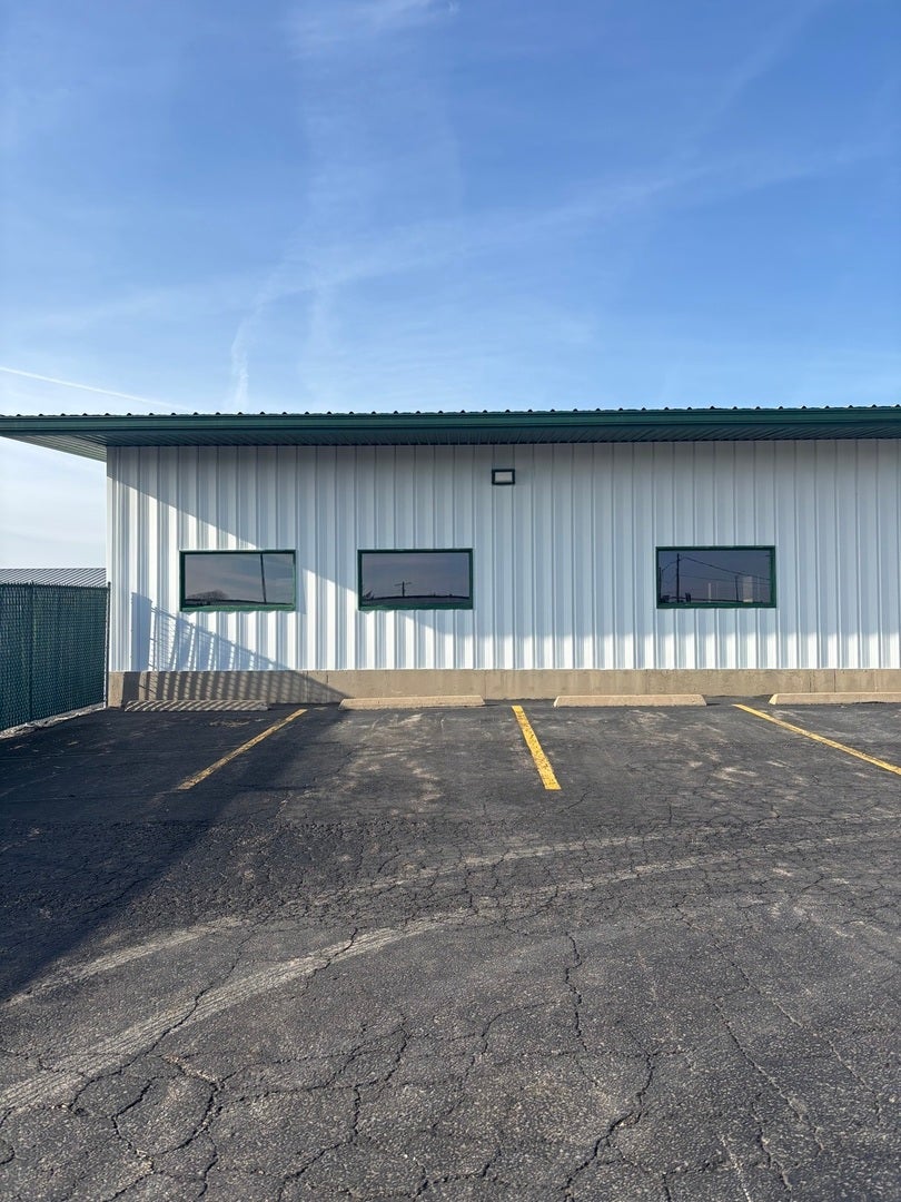 354 CIVIC Road