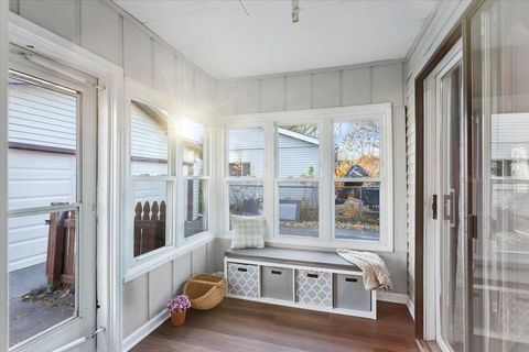 Tiny photo for 809 Oakton Avenue, Romeoville, IL 60446 (MLS # 12515508)