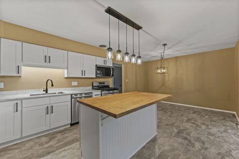 Tiny photo for 514 Garden Drive, Belvidere, IL 61008 (MLS # 12540613)