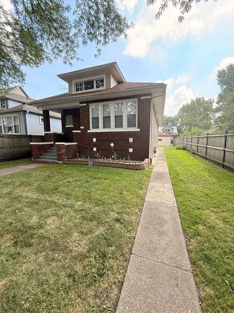 Tiny photo for 11949 S YALE Avenue, Chicago, IL 60628 (MLS # 12420740)