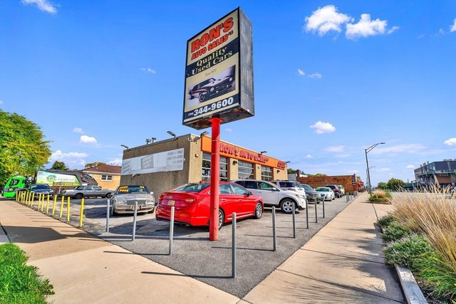 1119 Roosevelt Road