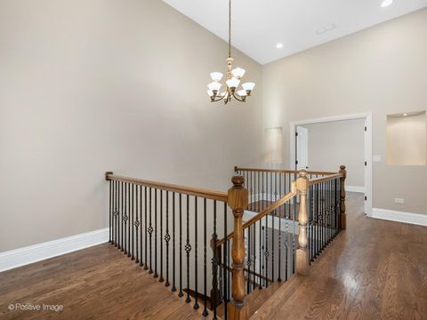 Tiny photo for 212 Holmes Avenue, Clarendon Hills, IL 60514 (MLS # 12426743)