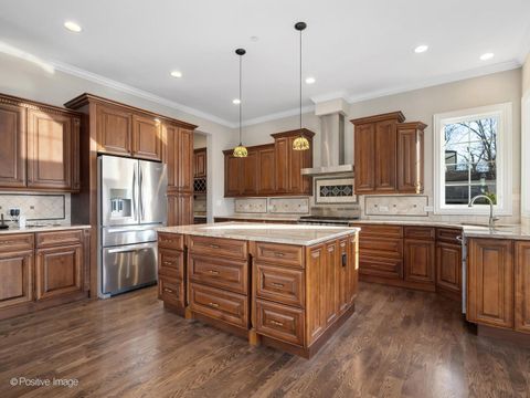 Tiny photo for 212 Holmes Avenue, Clarendon Hills, IL 60514 (MLS # 12426743)