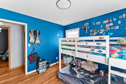 Tiny photo for 2310 W 38th Place, Davenport, IA 52806 (MLS # 12623605)