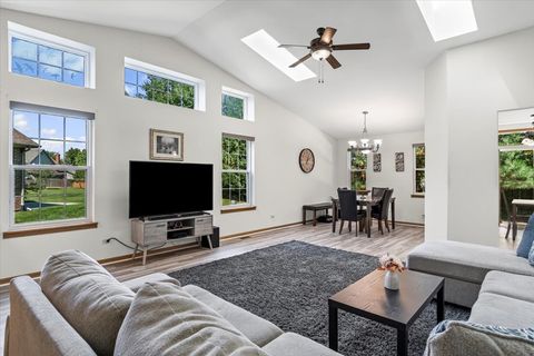 Tiny photo for 1118 Kylemore Court, Joliet, IL 60431 (MLS # 12462939)