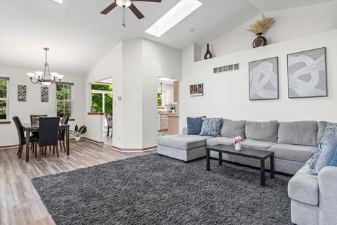 Tiny photo for 1118 Kylemore Court, Joliet, IL 60431 (MLS # 12462939)