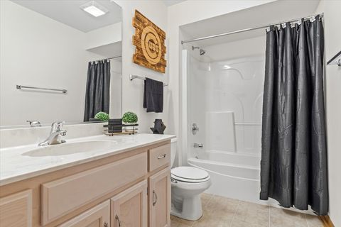 Tiny photo for 1118 Kylemore Court, Joliet, IL 60431 (MLS # 12462939)