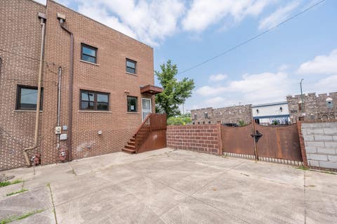 Tiny photo for 9501 S Racine Avenue, Chicago, IL 60643 (MLS # 12707722)