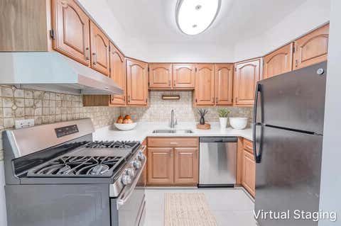 Tiny photo for 9501 S Racine Avenue, Chicago, IL 60643 (MLS # 12707722)
