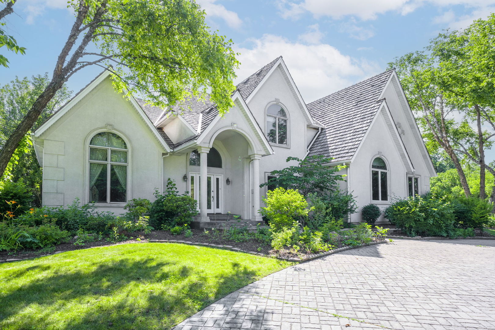9280 Cascade Circle