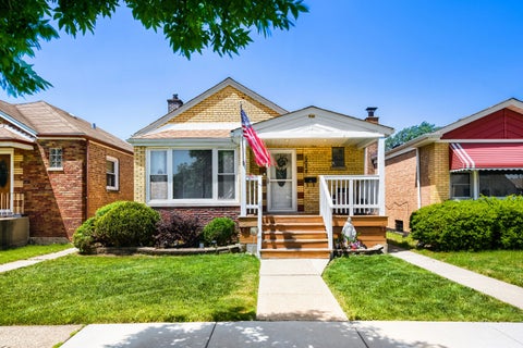 Tiny photo for 5048 S Leamington Avenue, Chicago, IL 60638 (MLS # 12695229)