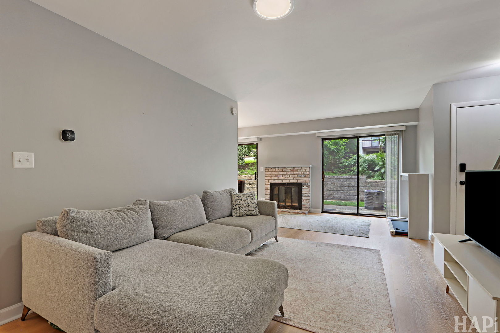 93 Mineola Road 93